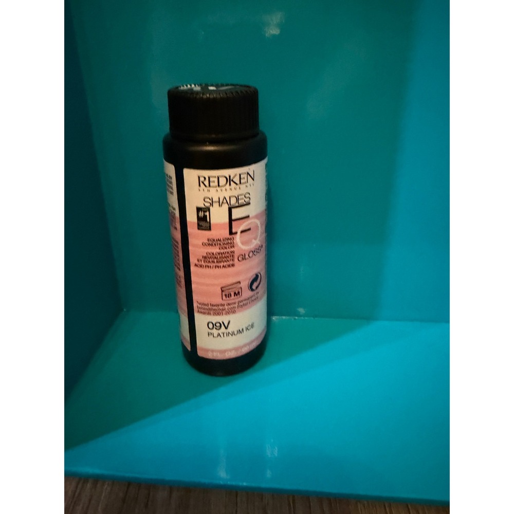 Redken Shades‎ EQ Gloss 9V Platinum Ice Demi-Permanent Hair Color gloss shine